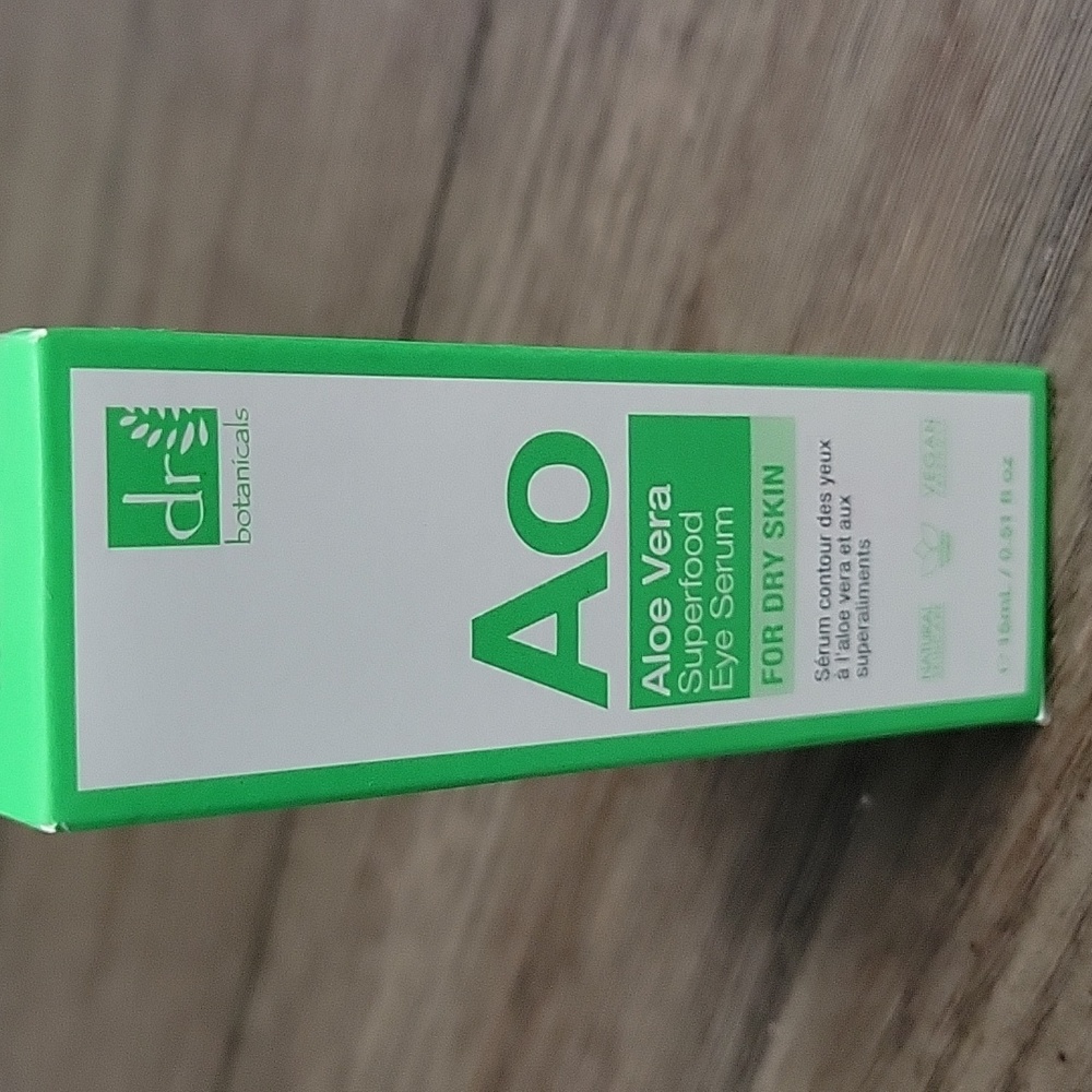 Dr Botanicals eye serum